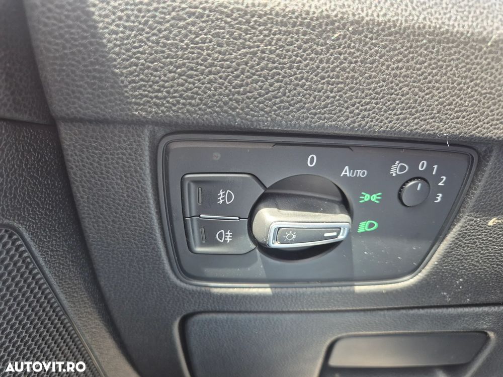 Volkswagen Passat 2.0 TDI DSG (BlueMotion Technology) Comfortline - 16