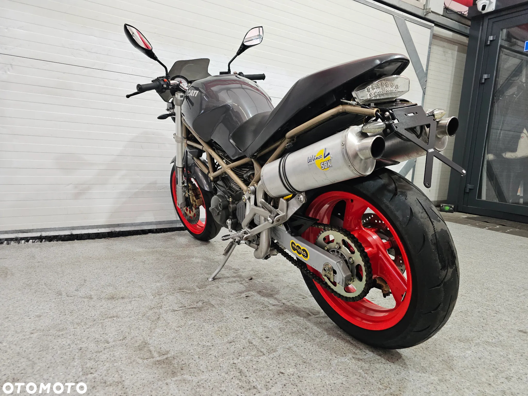 Ducati Monster - 20