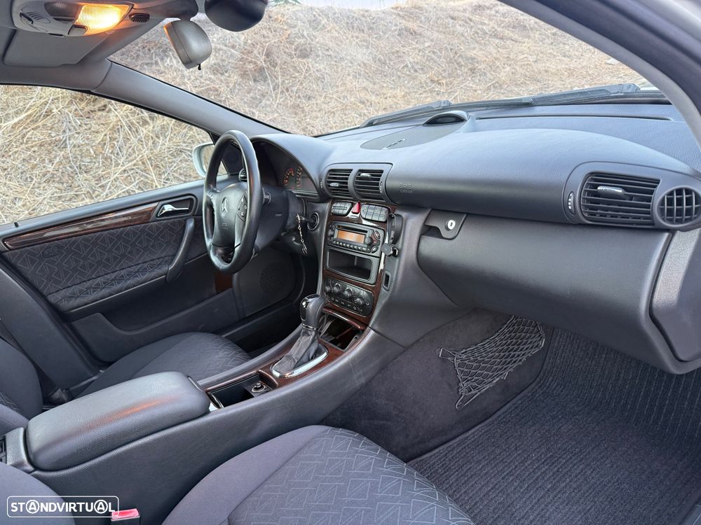 Mercedes-Benz C 220 - 19