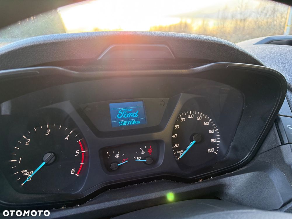 Ford Transit - 9