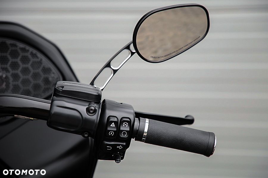 Harley-Davidson Touring Road Glide - 16