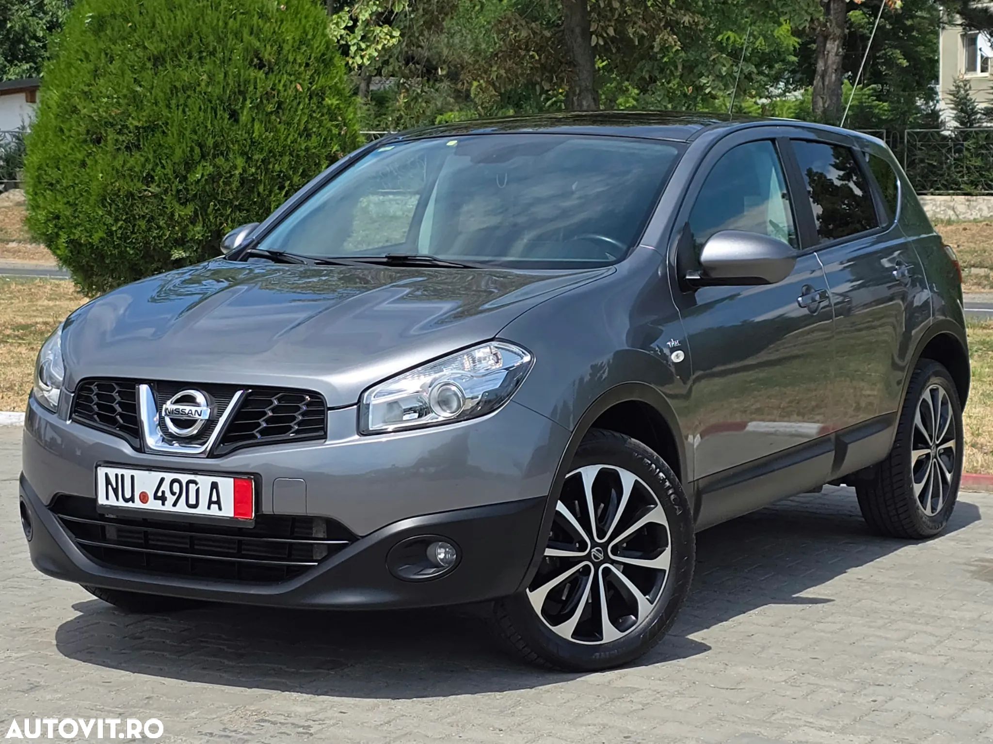 Nissan Qashqai 2.0 dCi DPF 4x4 Aut tekna - 1