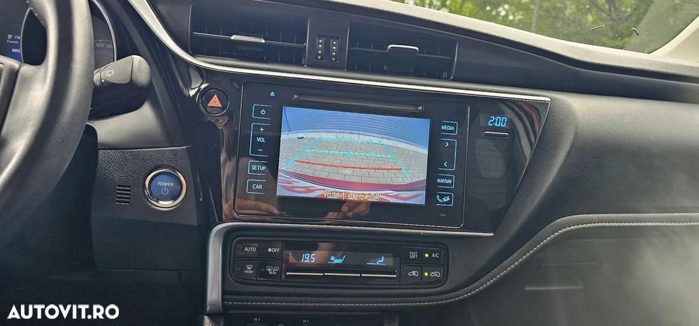 Toyota Auris - 16