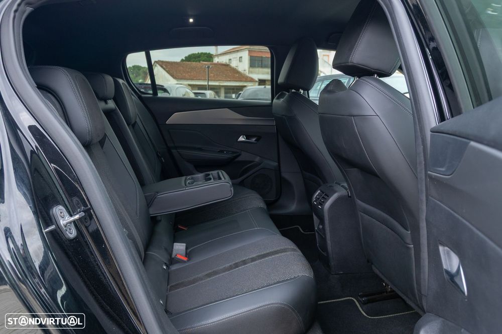 Peugeot 308 1.6 Hybrid GT e-EAT8 - 12