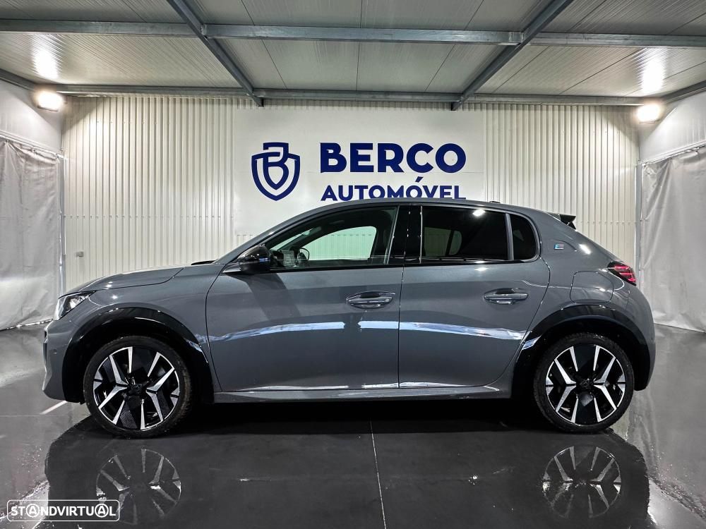 Peugeot e-208 51 kWh GT - 11