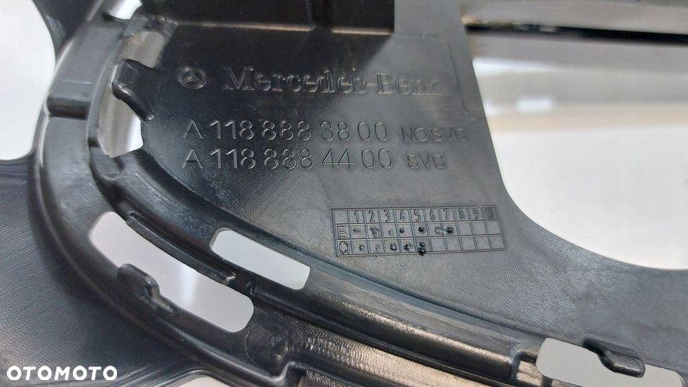 atrapa grill ramka znaczek mercedes cla w118 c118 lift amg a1188883800 - 14