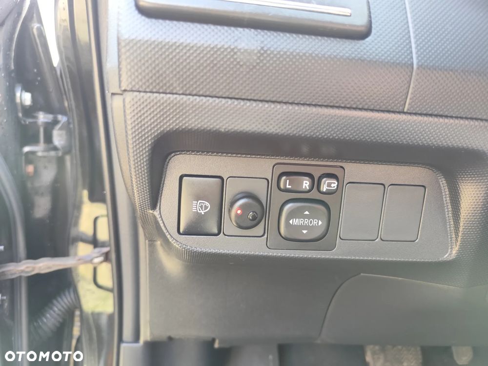 Toyota Auris - 18