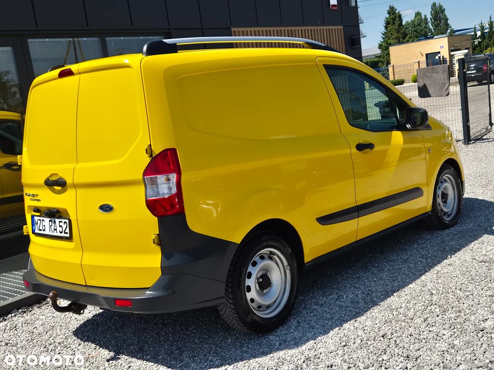 Ford TRANSIT COURIER - 13