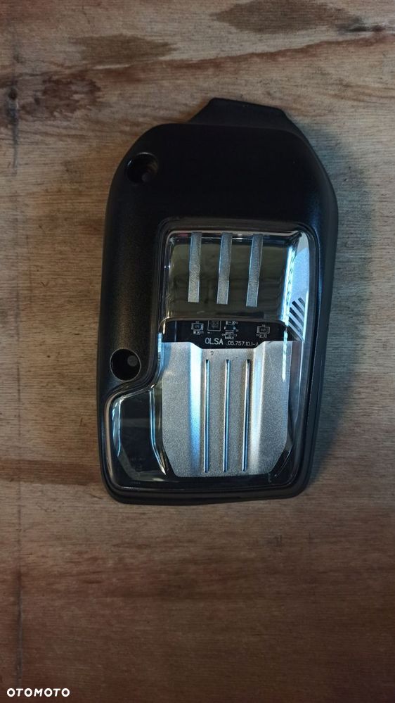 lewa lampka obrysówka kabiny led iveco daily 15+ - 2