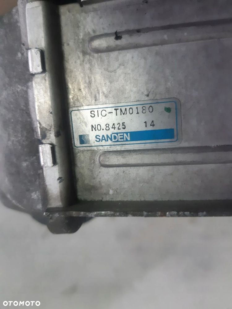 INTERCOOLER CHŁODNICA SUBARU LEGACY IV 2.0 D - 5