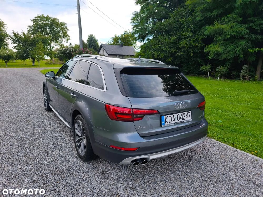 Audi A4 Allroad - 18