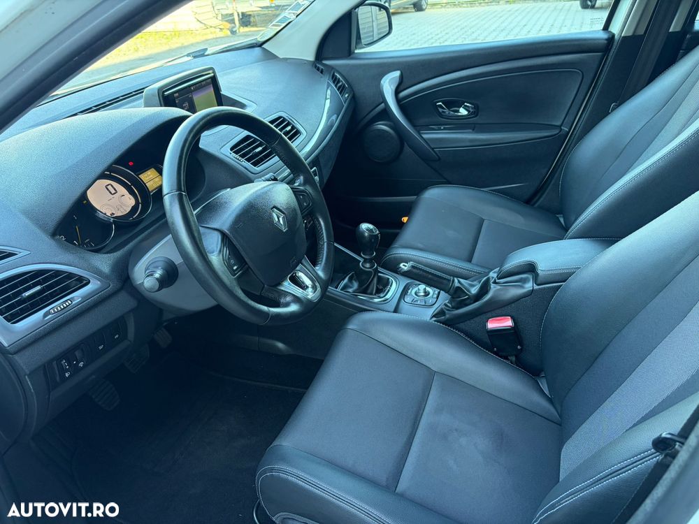 Renault Megane 1.5 dCI Privilege - 14