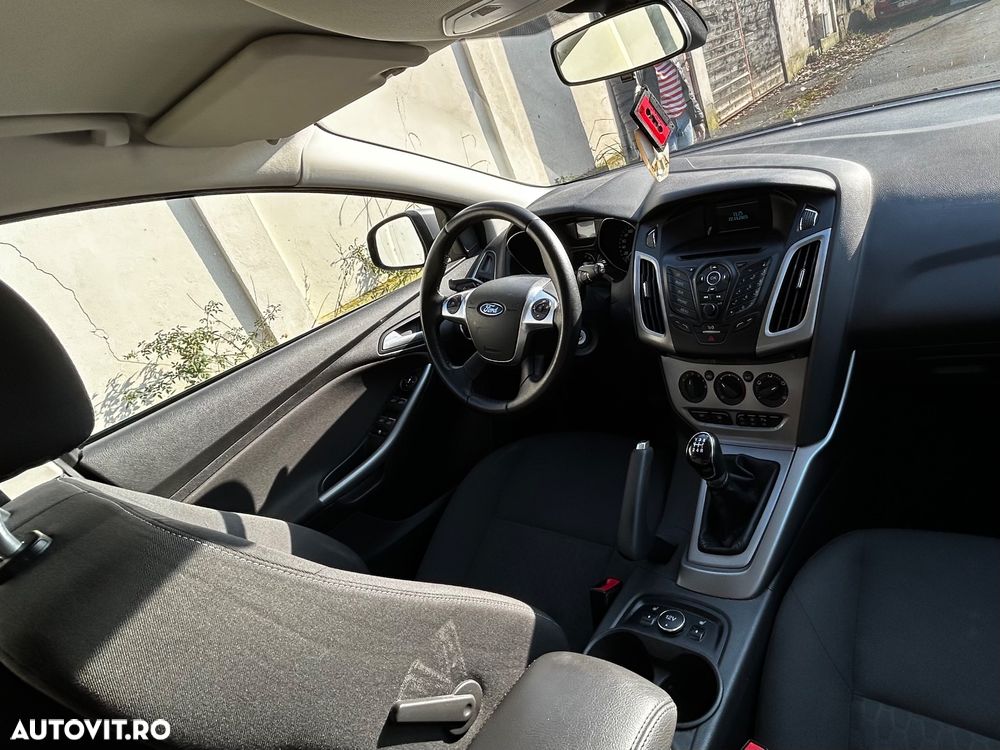 Ford Focus 1.0 EcoBoost 99g Start-Stopp-System SYNC Edition - 8