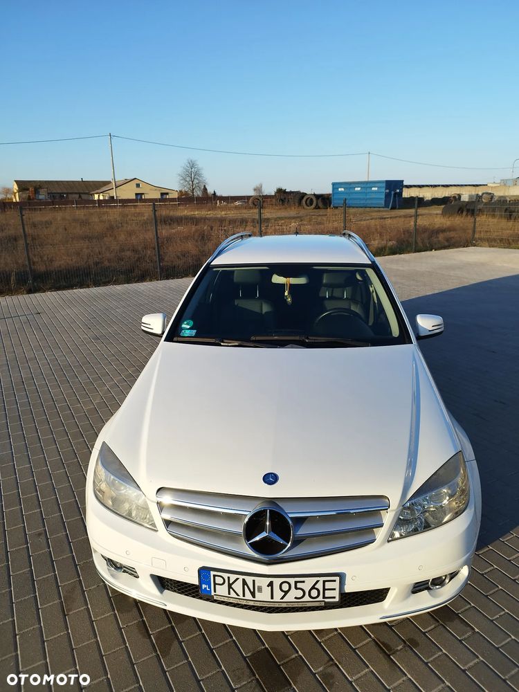 Mercedes-Benz Klasa C 180 CGI Automatik BlueEFFICIENCY Avantgarde - 6