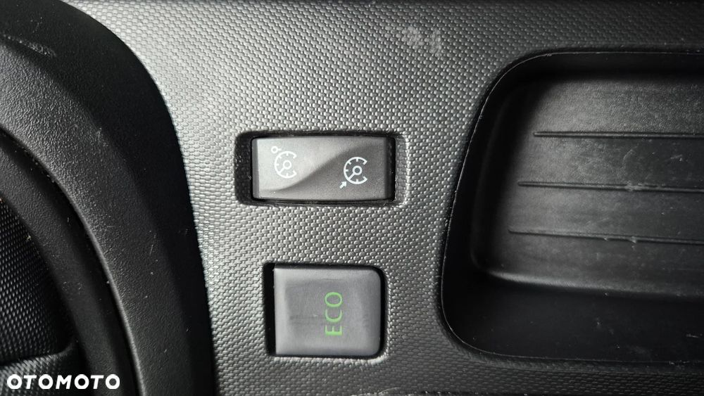 Renault Captur (ENERGY) TCe 90 BOSE EDITION - 13