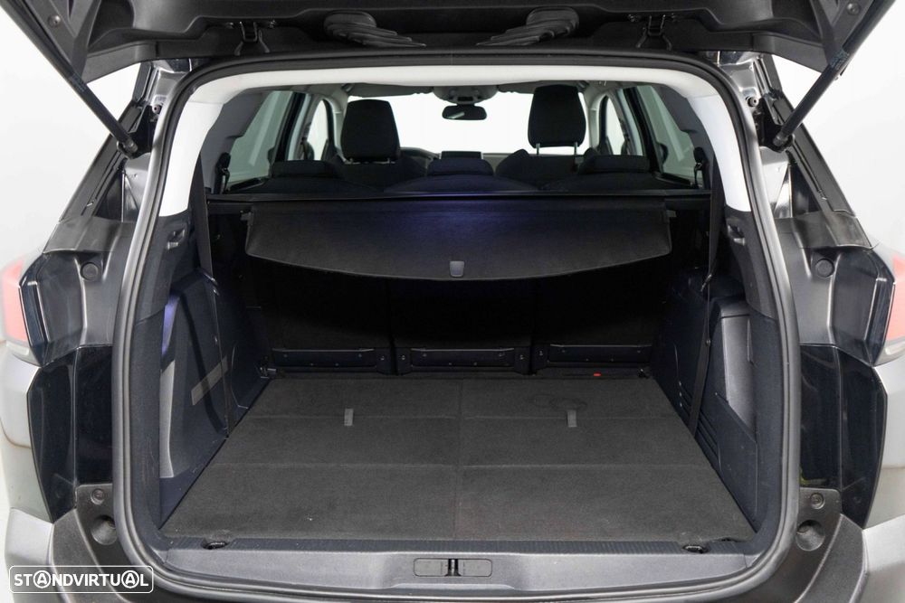 Peugeot 5008 1.6 BlueHDi Allure EAT6 J18 - 22