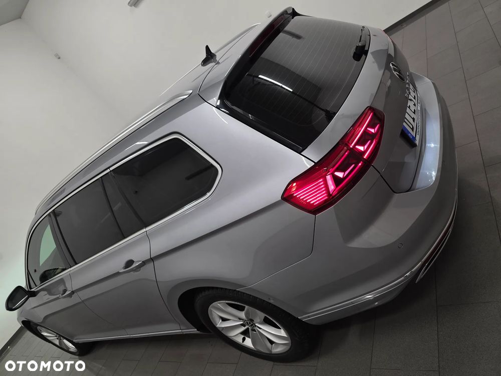 Volkswagen Passat - 34