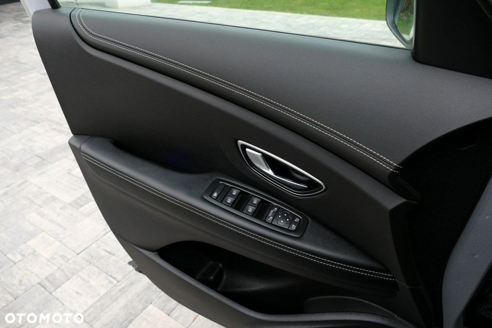 Renault Scenic 1.7 Blue dCi Zen - 22