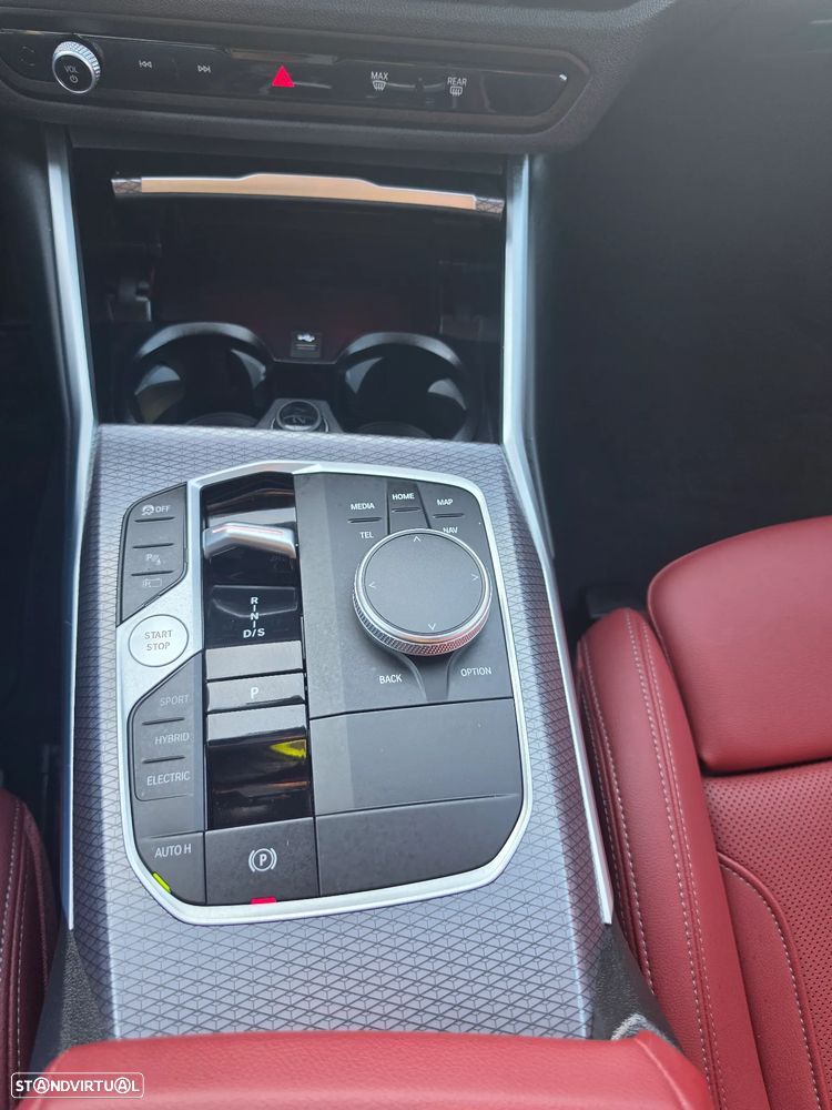 BMW 330 — fotografia 7