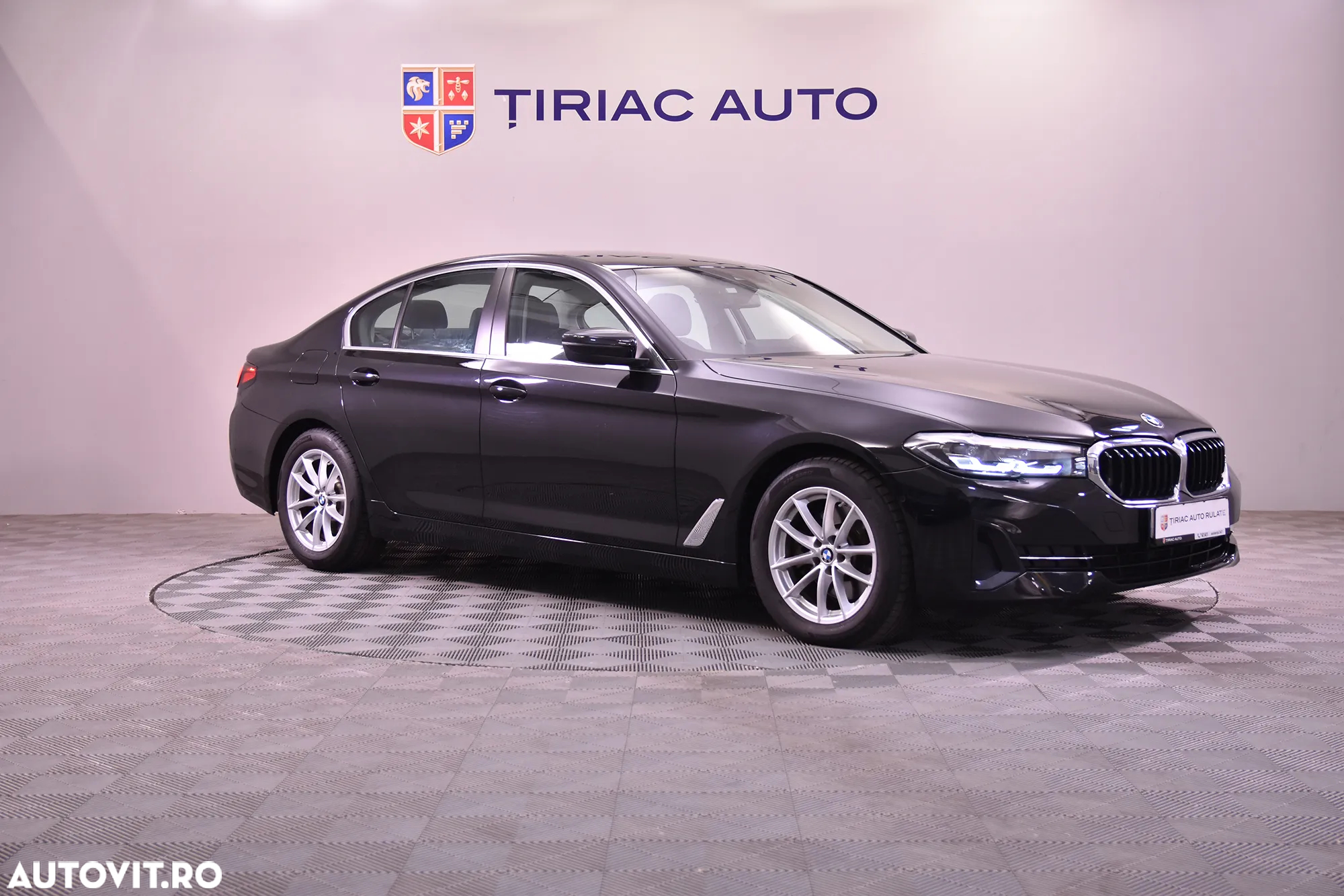 BMW Seria 5 520d Aut. - 7