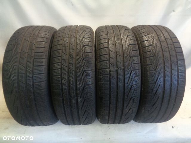PIRELLI WINTER SOTTO ZERO 225/45R18 95V RUN FLAT - 1