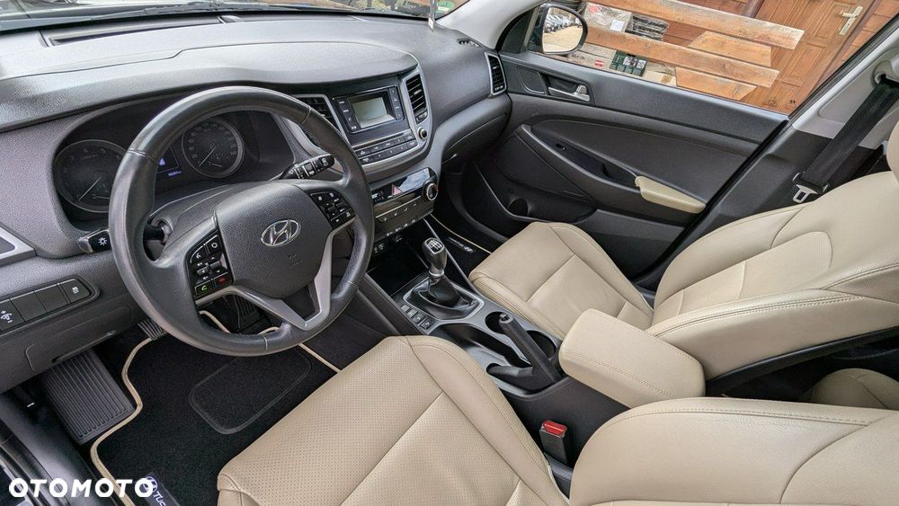 Hyundai Tucson - 13