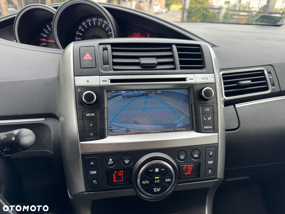 Toyota Verso - 29