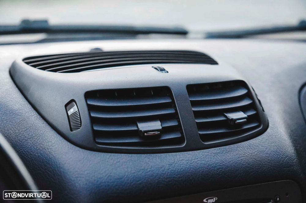 Alfa Romeo 147 - 29