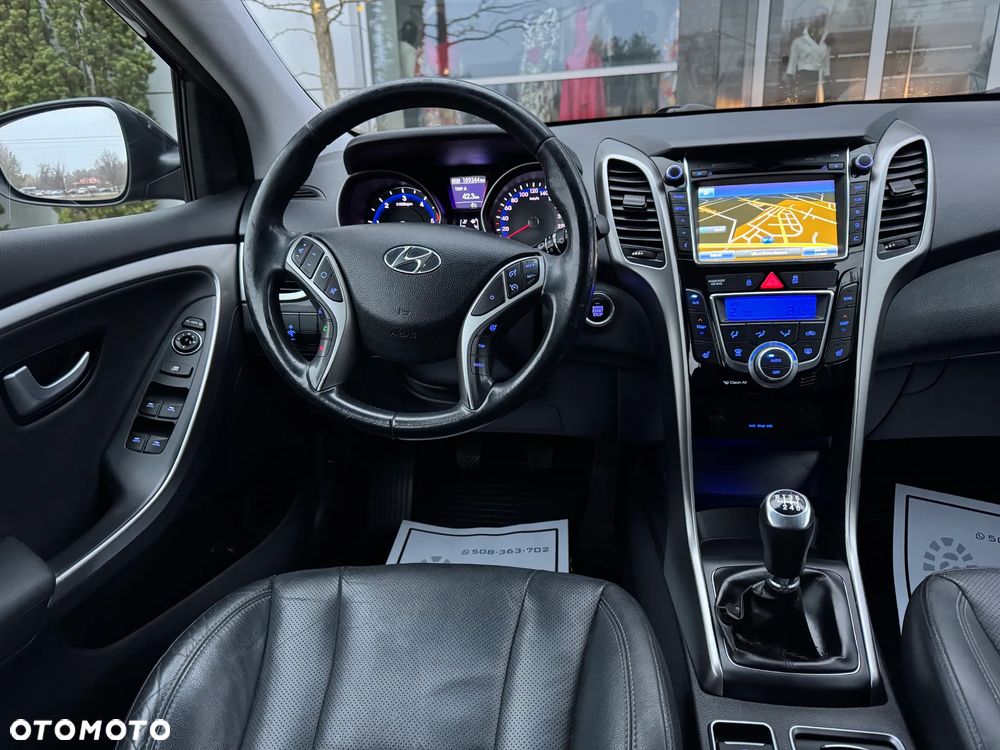 Hyundai i30 1.6 CRDi Premium - 23