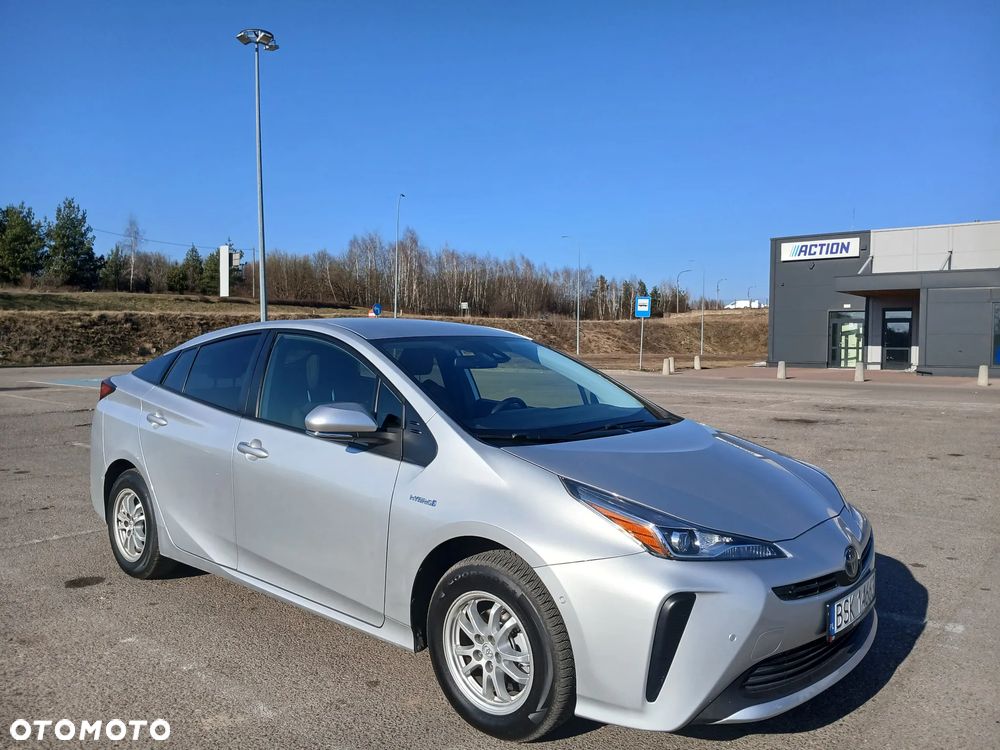 Toyota Prius Hybrid - 1