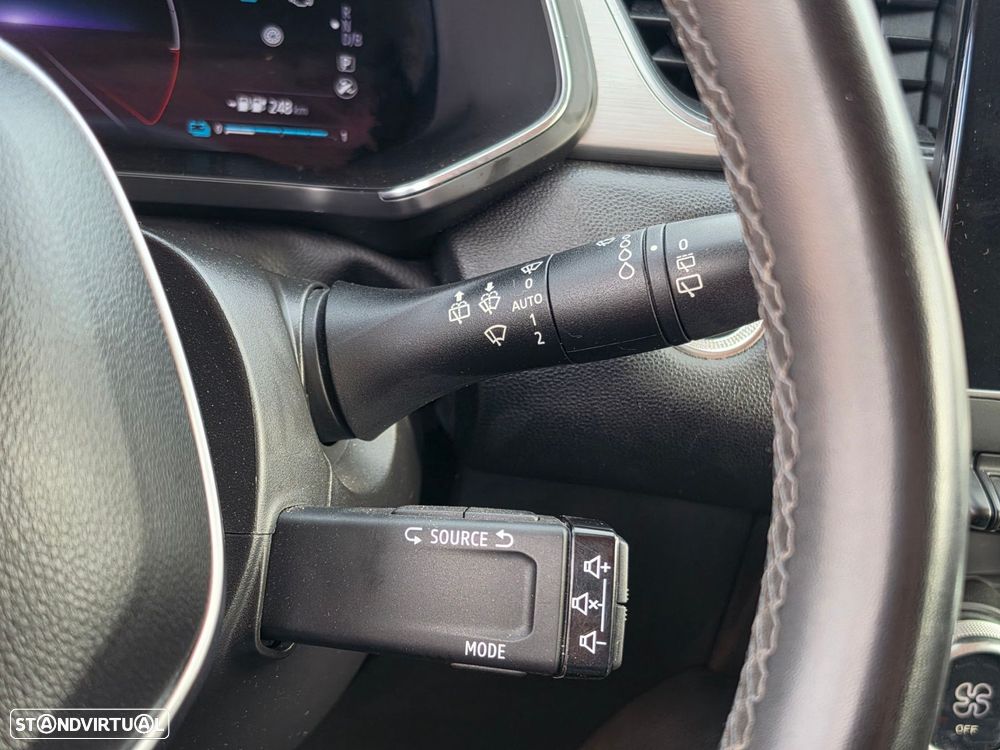 Renault Captur E-TECH 160 INTENS - 24