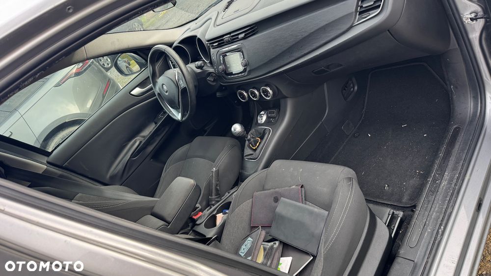 Alfa Romeo Giulietta - 5