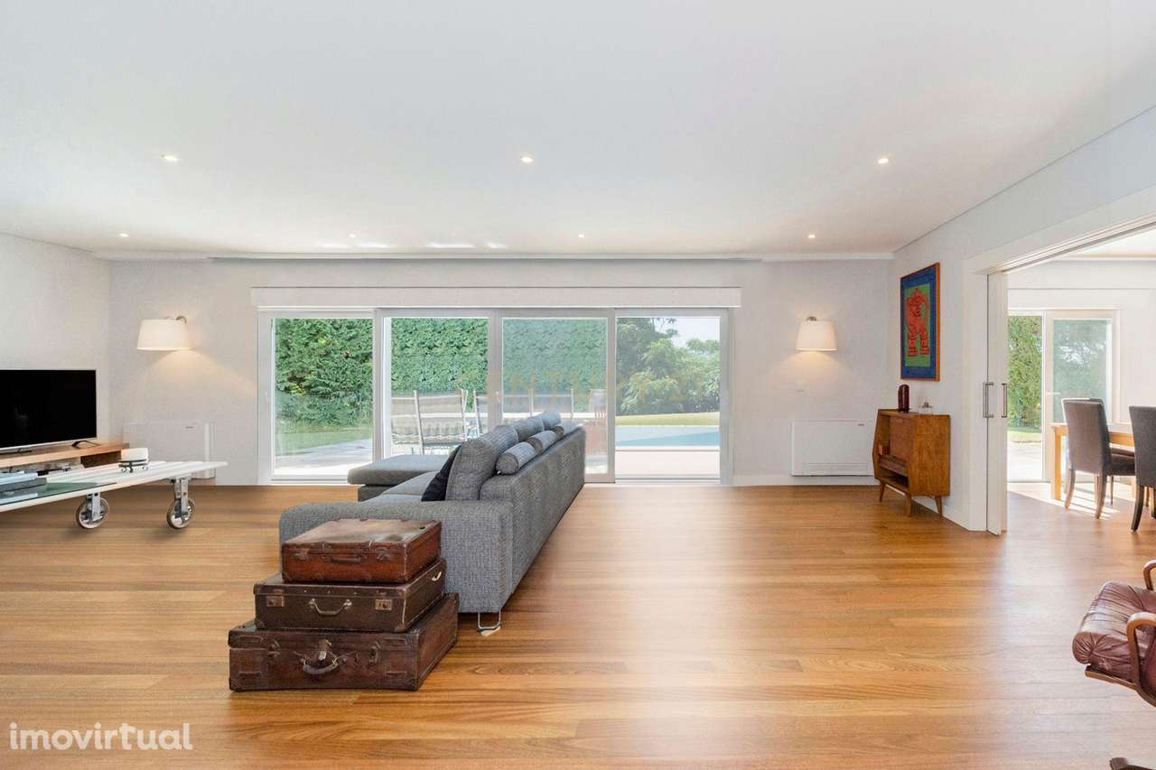 Moradia Isolada T6 +1 Piscina Condomínio Belas Clube Campo - Grande imagem: 4/33