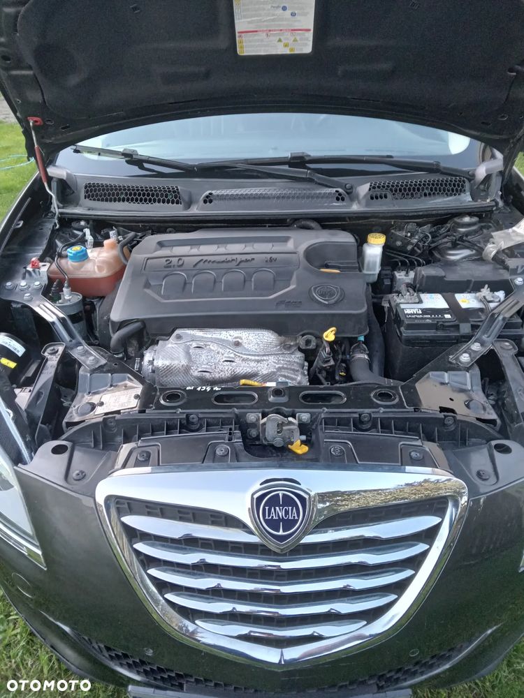 Lancia Delta 2.0 MJ Platino - 20