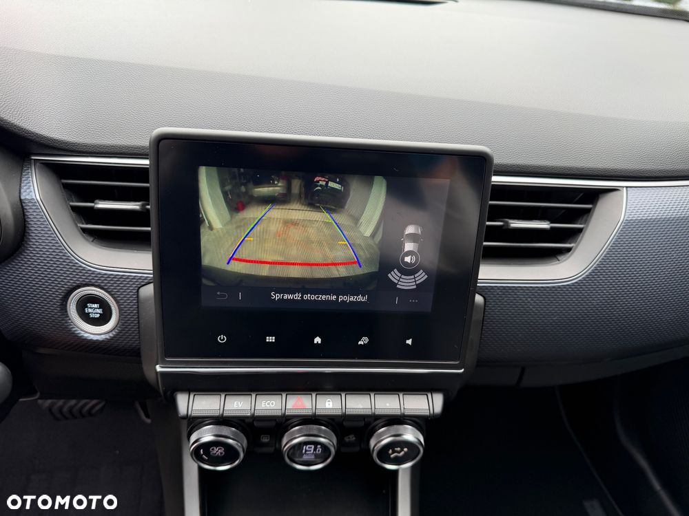 Renault Arkana 1.6 E-TECH Zen MMT - 32