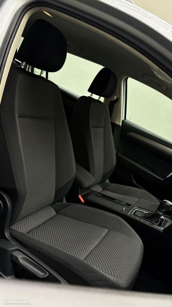 VW Passat Variant 1.6 TDI (BlueMotion ) DSG Trendline - 28