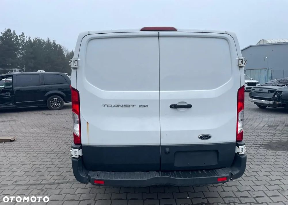 Ford transit T-250 - 2