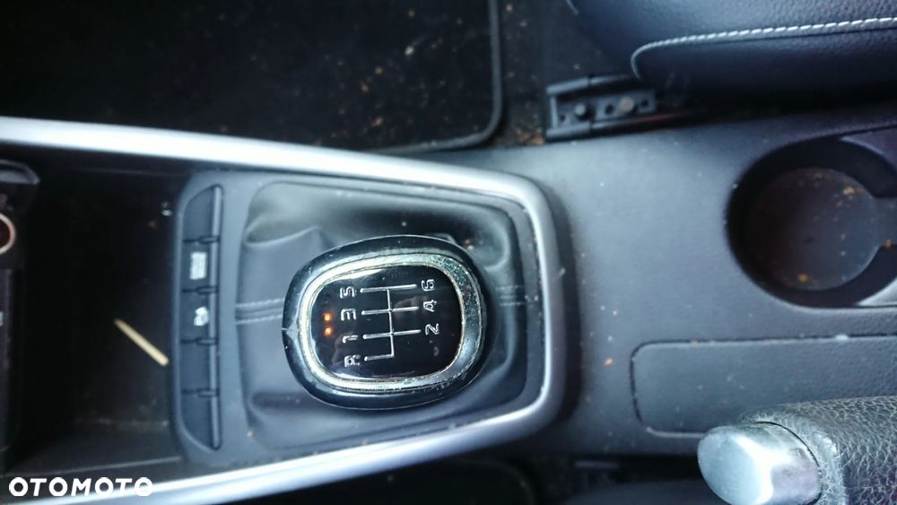Kia Rio - 34