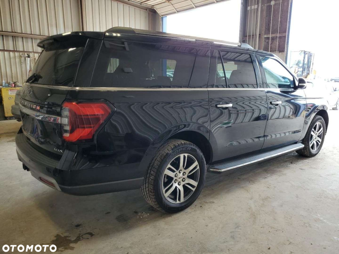 Ford Expedition - 4