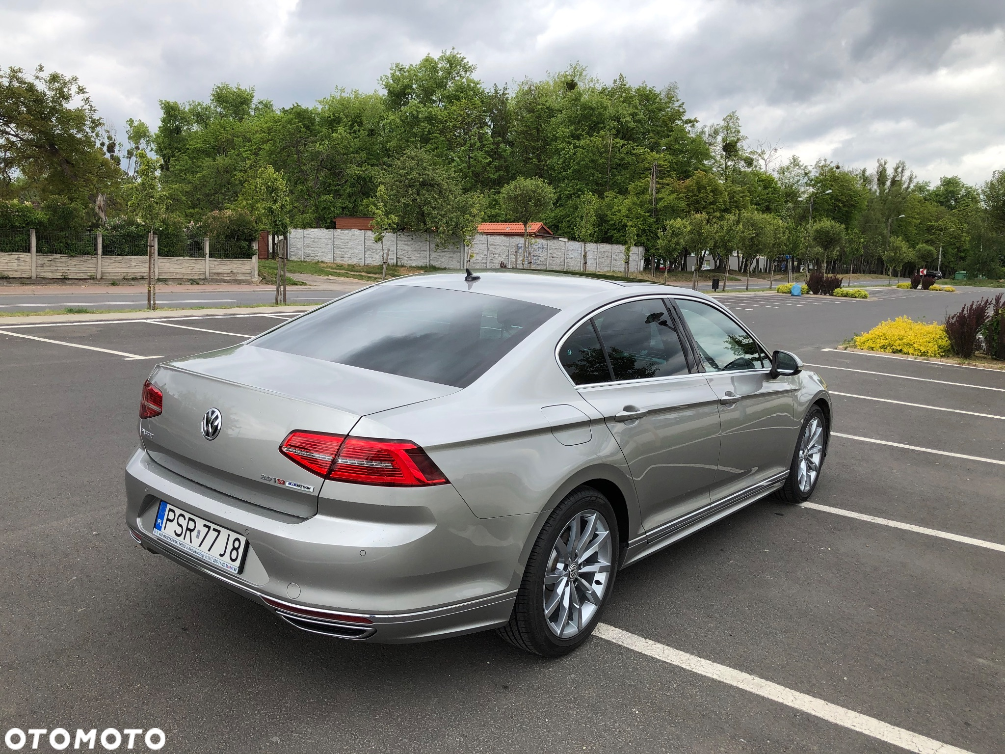 Volkswagen Passat - 5