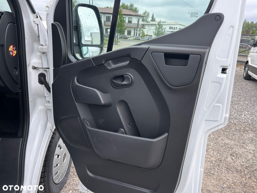 Opel Movano - 21