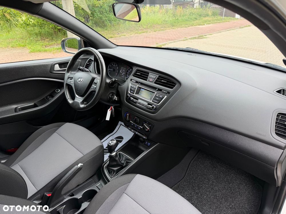 Hyundai i20 1.25 Wersja Jubileuszowa - 36