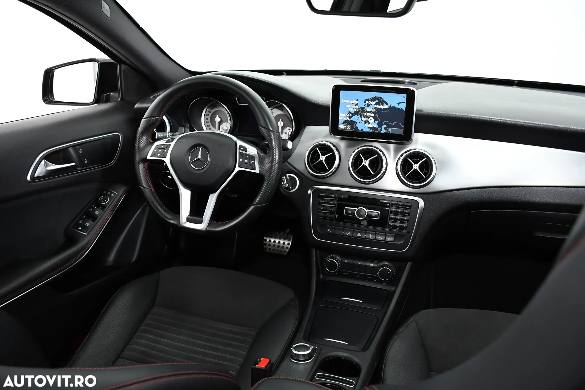 Mercedes-Benz GLA 220 CDI 4Matic 7G-DCT AMG Line - 5