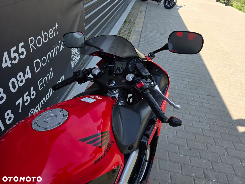 Honda CBR - 29