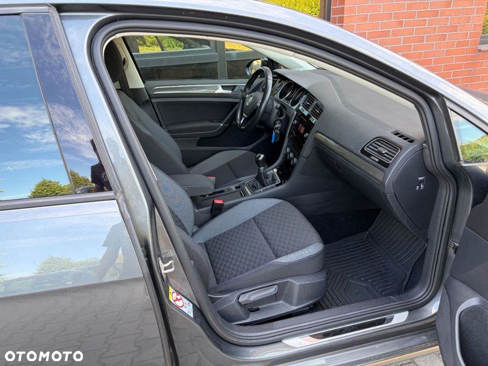 Volkswagen Golf 1.6 TDI SCR Comfortline - 17