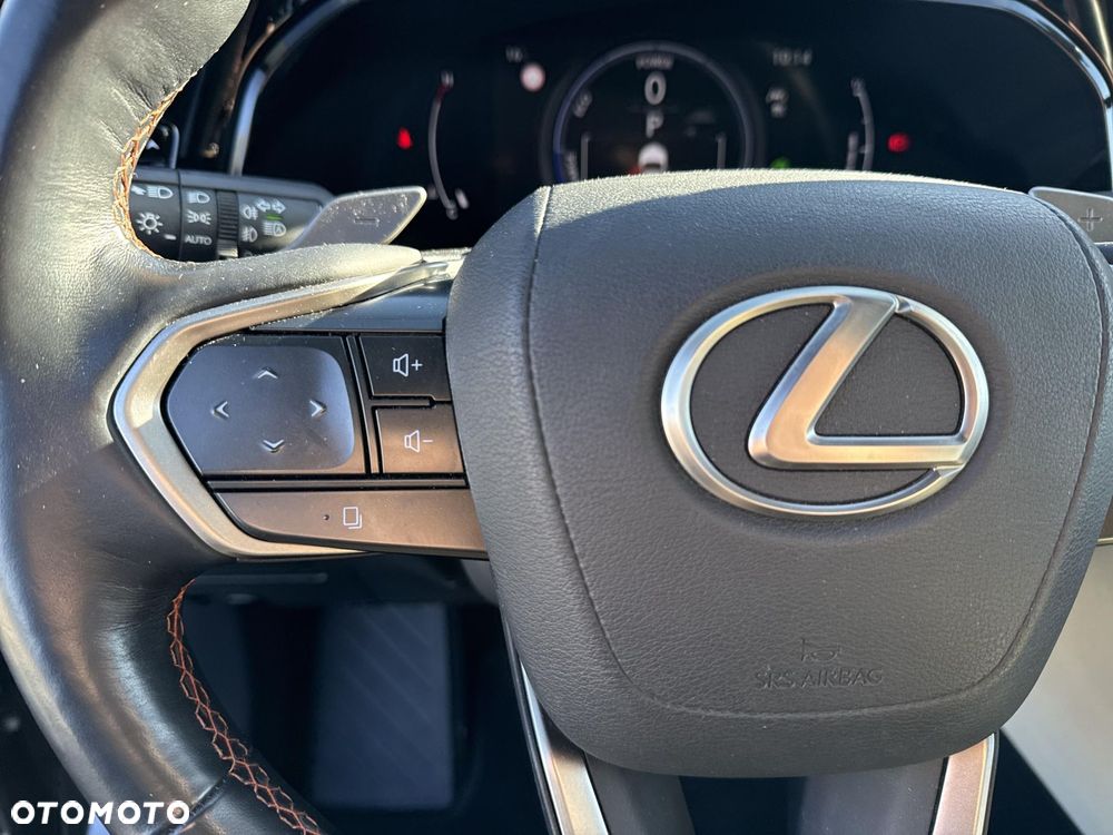 Lexus NX 350h Omotenashi AWD - 21