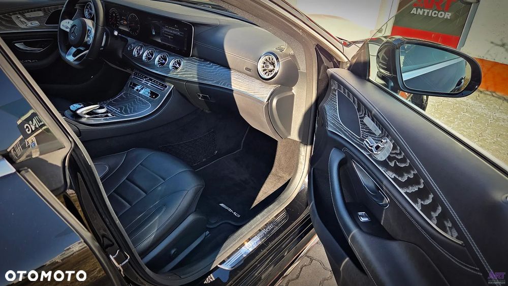 Mercedes-Benz CLS - 22
