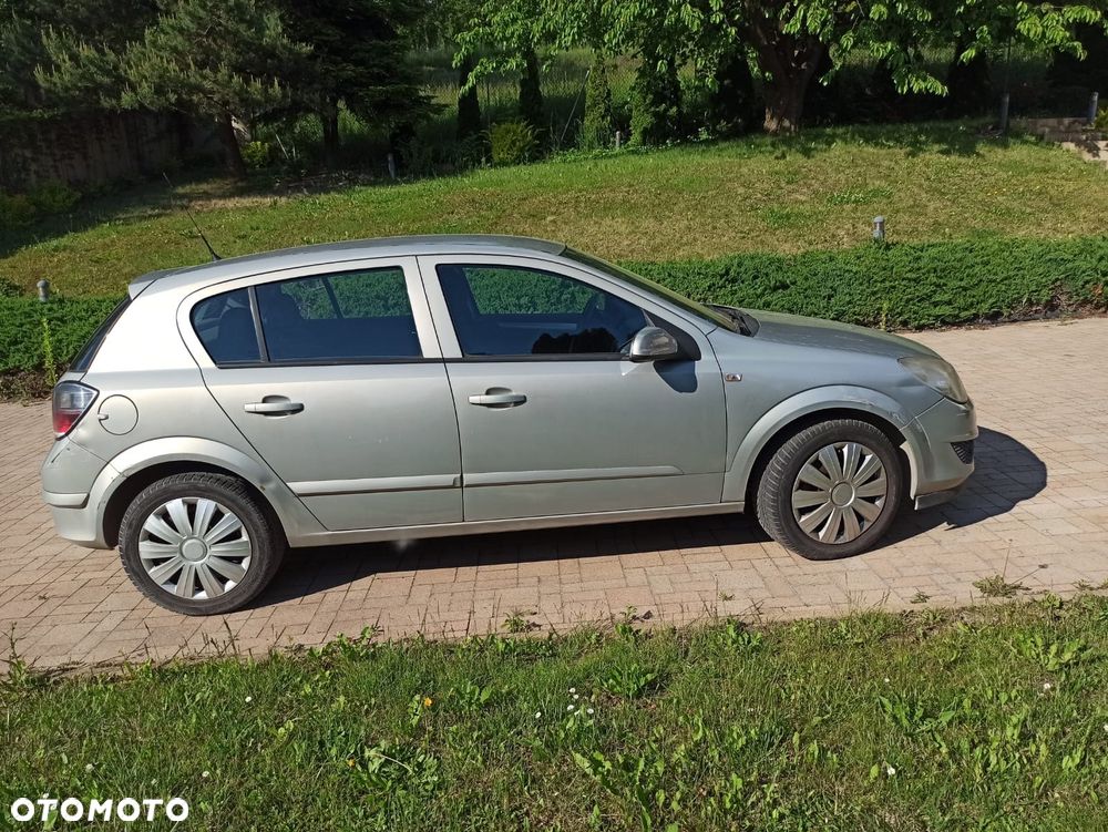 Opel Astra - 1