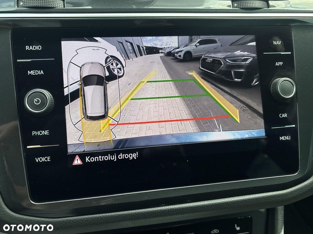 Volkswagen Tiguan - 26