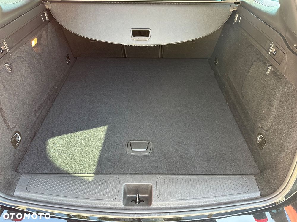 Opel Astra 1.2 Turbo Edition - 23
